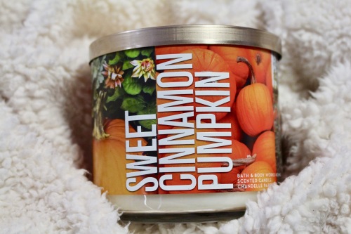 Bath & Body Works Sweet Cinnamon Pumpkin Candle | Chloe Plus Coffee